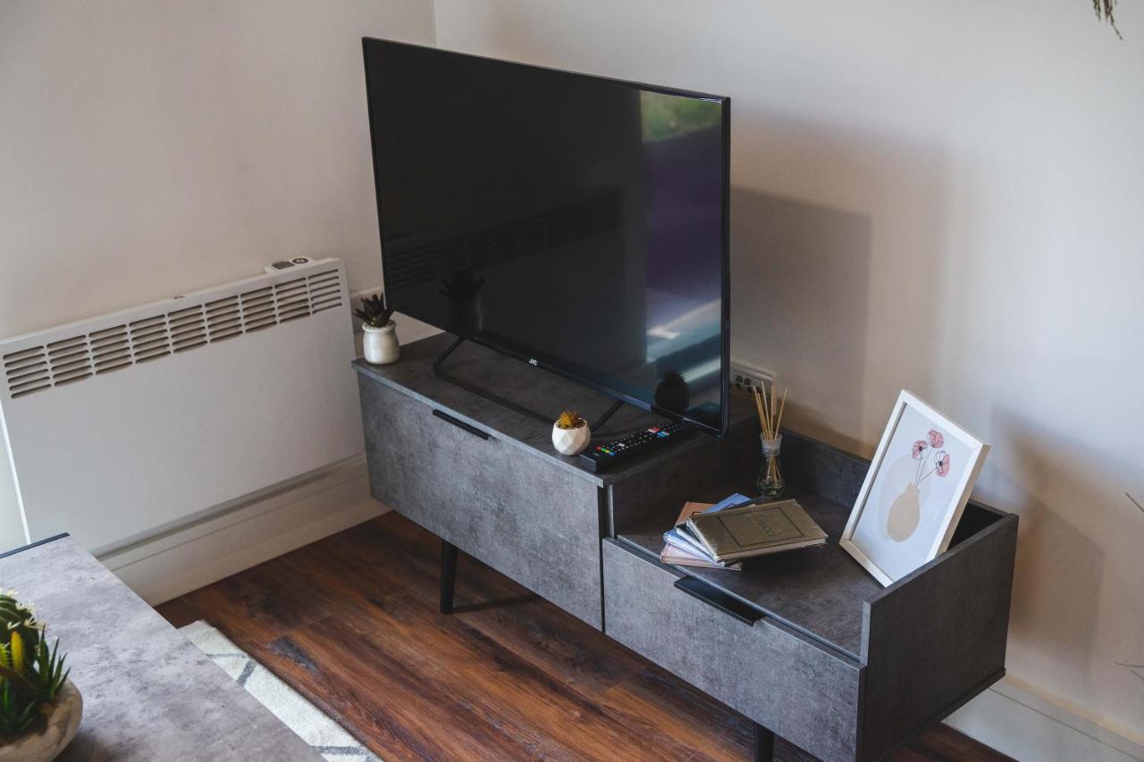 Modern Apartment - City Centre - Free Wi-Fi - New シェフィールド エクステリア 写真